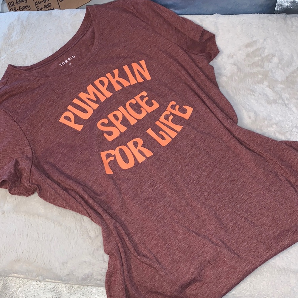 Size 0 Torrid Pumpkin Spice Life Signature Jersey Classic Fit Tee